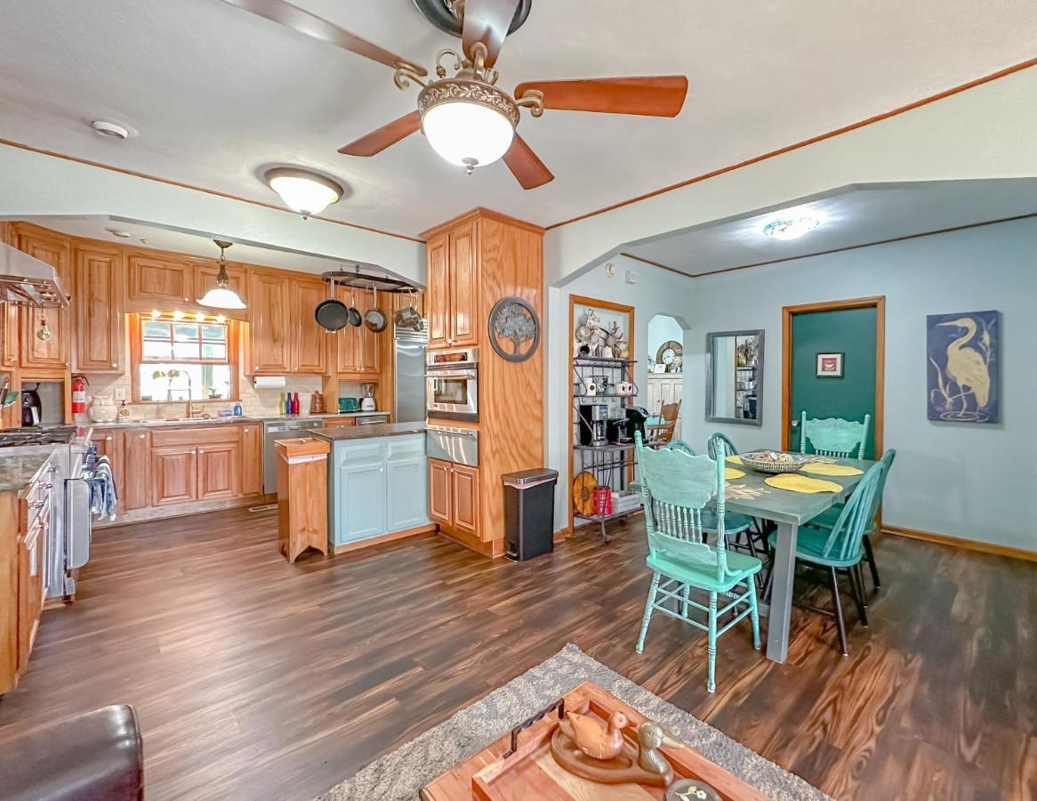 Groups-Hot Tub -Pool- Private-4 Baths Villa Tallahassee Exterior foto